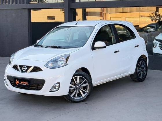 NISSAN MARCH 1.6 SL 16V FLEXSTART 4P XTRONIC NISSAN MARCH 1.6 SL 16V FLEXSTART 4P XTRONIC
